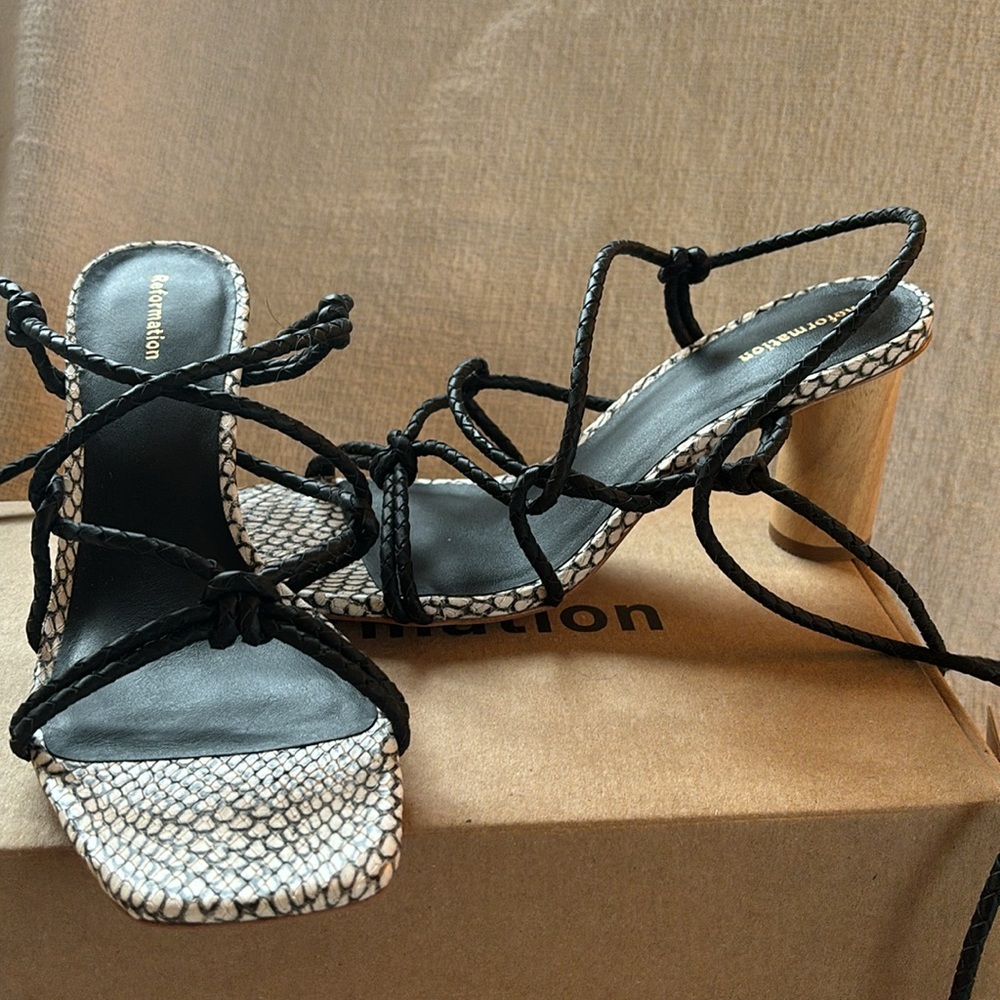 Like new- Reformation Macie Corded Sandals